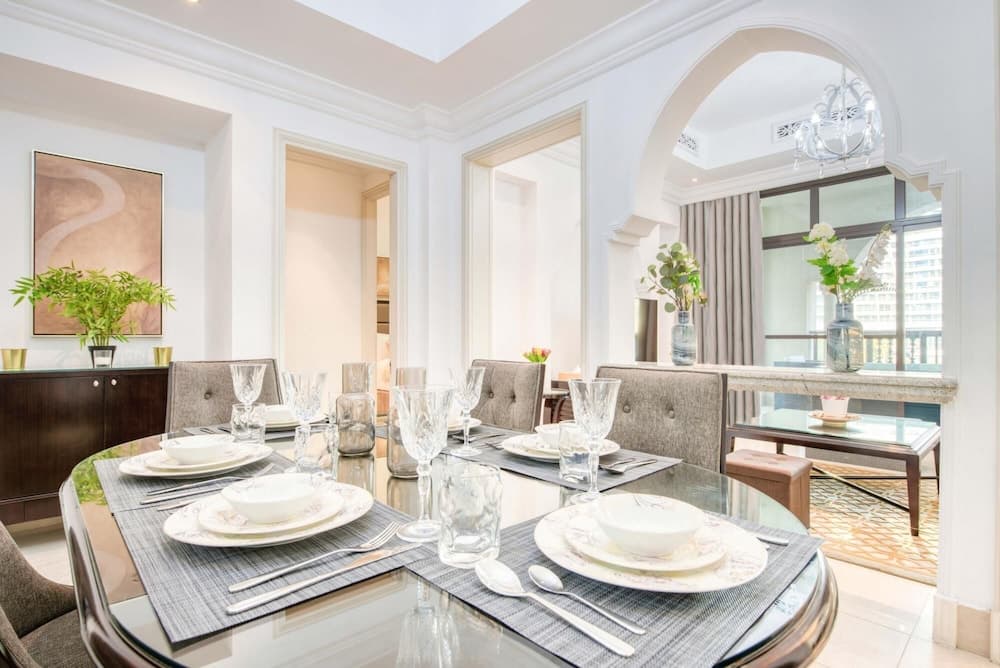 Tasteful Apt cls to Burj Khalifa Dubai Mall