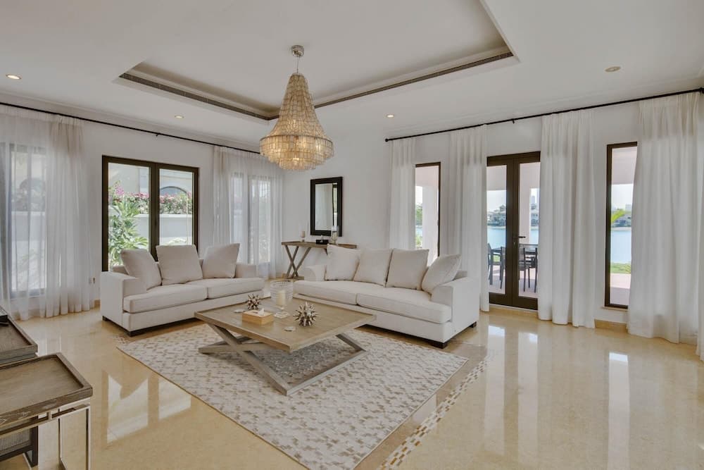 5 Villa w Private Pool Beach on Palm Jumeirah