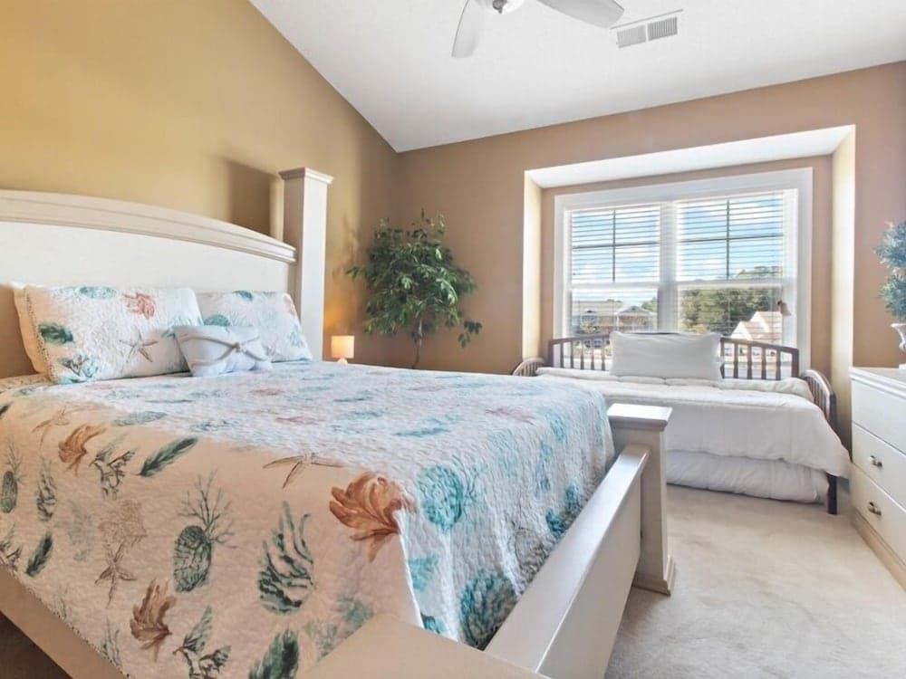 Havens #331 3 Bedroom Condo by Redawning