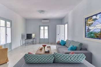 Sunset Villa in Paros