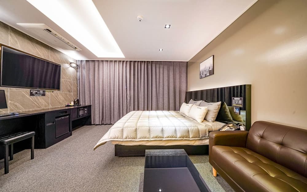 Ulsan Yeongnam Alps King Motel