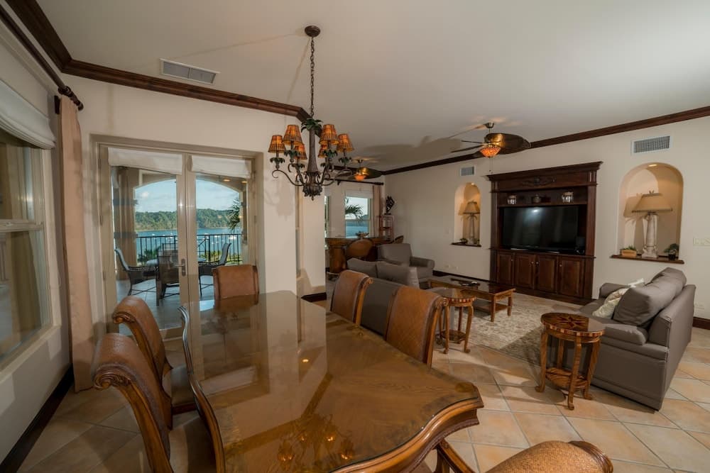 Marbella 3D 3 bdr 3 1 2 Bath Ocean View