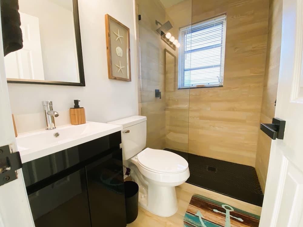 POMPANO BEACH DELIGHT RETREAT 5' BEACH