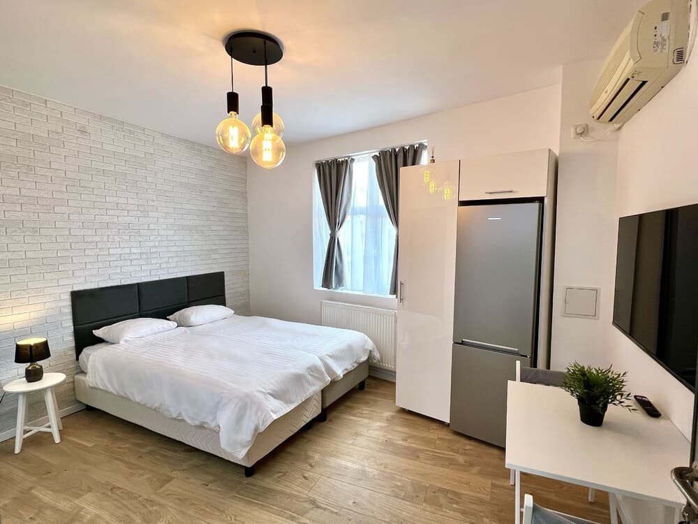 Victoria Central Apartments