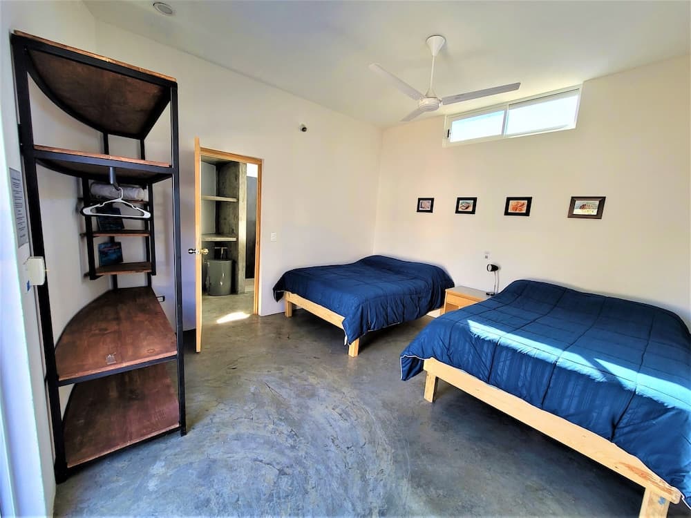 La Ventana Hostel and Hotel