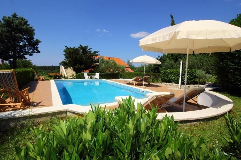 Villa Boskovic - Four-bedroom Villa With Swimming Pool and Sea View 8 ID Direct Booker 2142