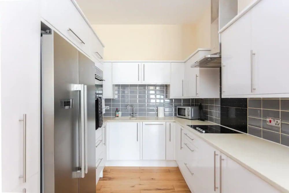 Stylish 2 Bedroom Apartment in Greenwich