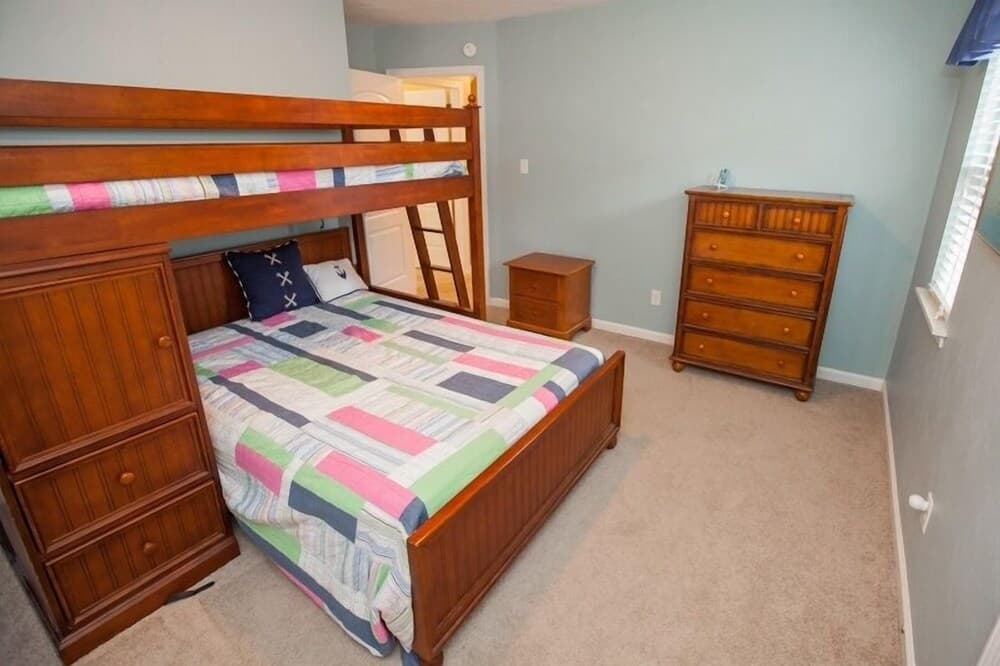 Be Happy Chesapeake Bay Home Steps Away From Beach Access by Redawning