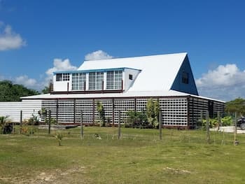 The BNB on Triggerfish Close to the airport