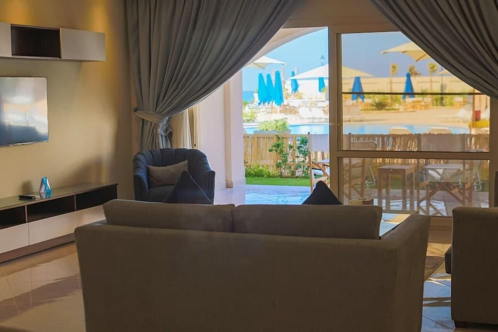 Aqua Sidi Heneish by Alma