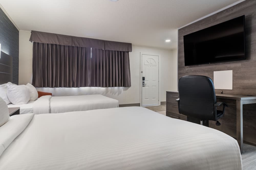 Glengarry Extended Stays