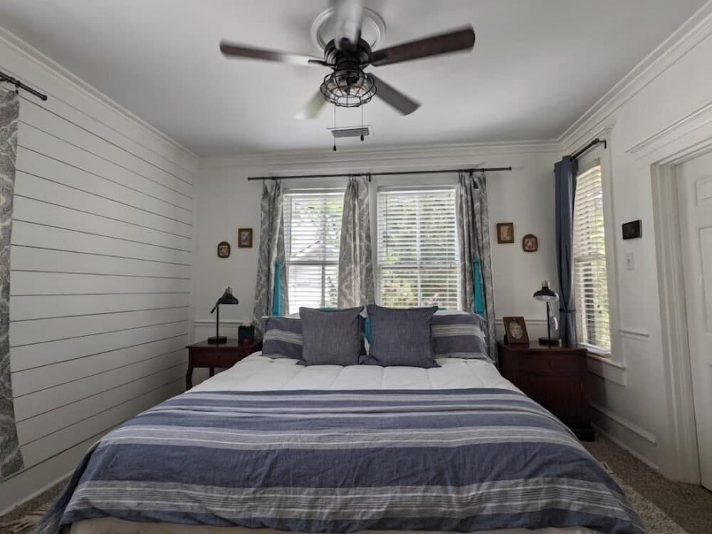 Old Powder House Inn