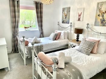 Charming 4-bed Villa Spean Bridge Near Ben Nevis