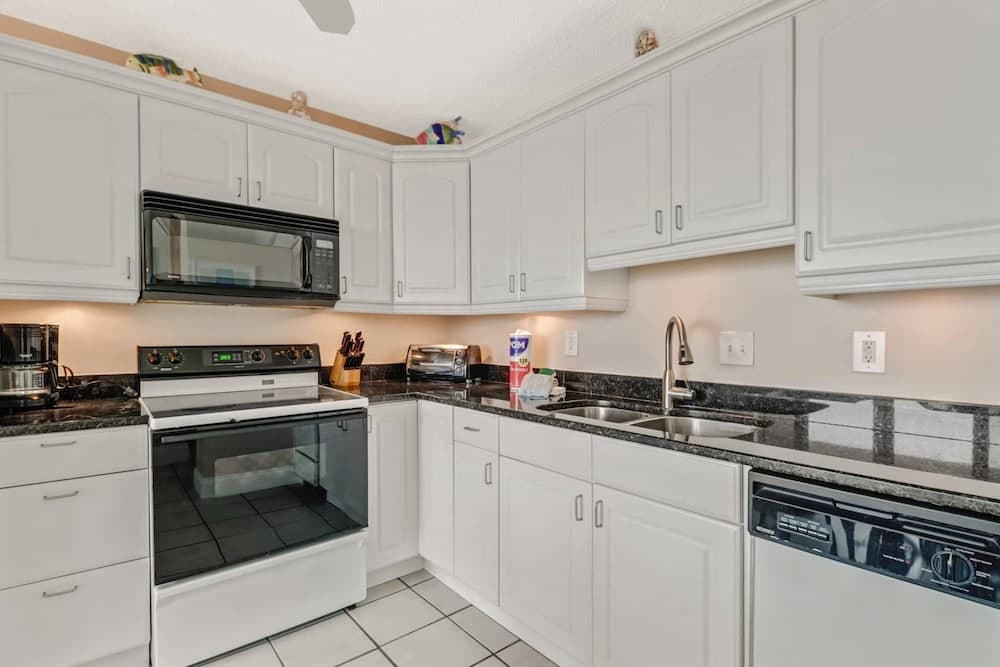 Estero Beach & Tennis 807 B