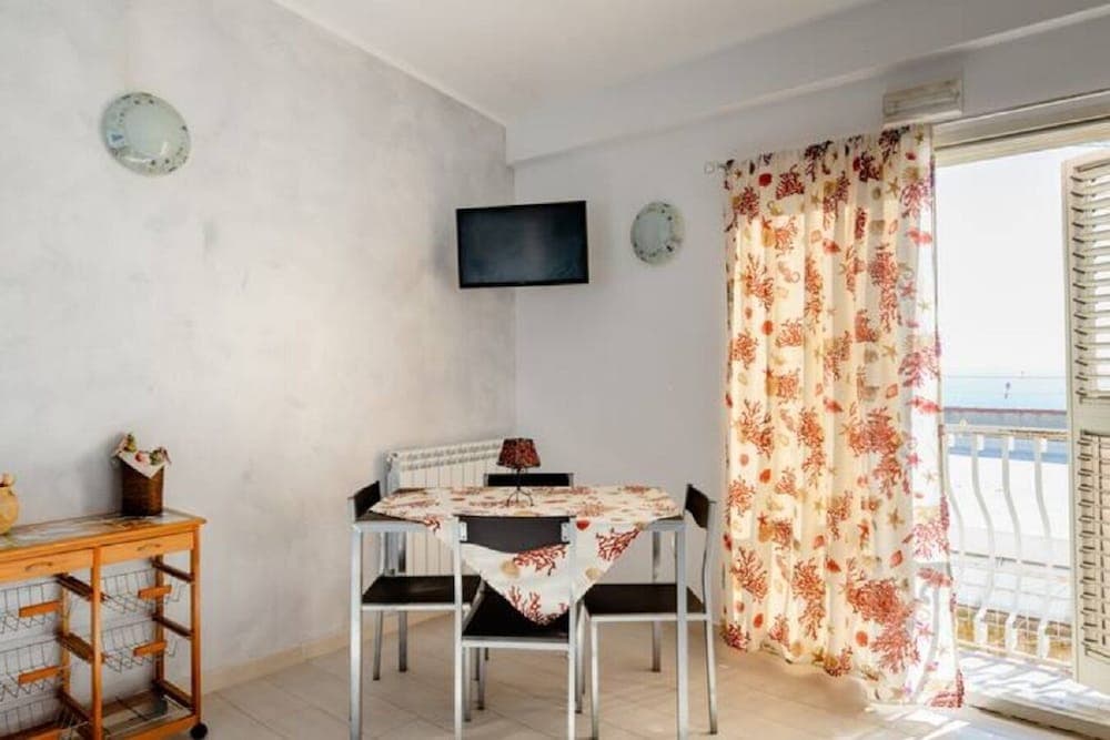 Taormina Standard Sea View Apartment