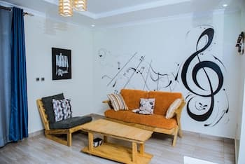 Green Eskapes Suites