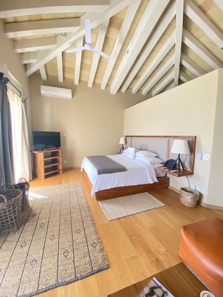 HOTEL VIÑEDOS SANTA CATALINA