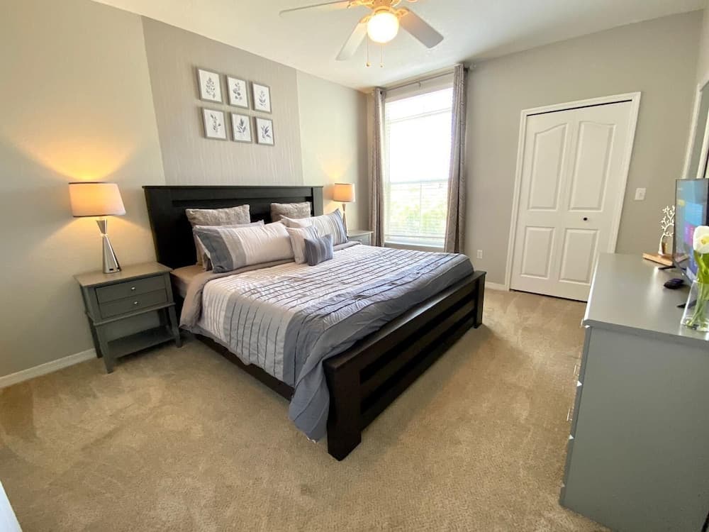 Resort Style Community Near Disney!!!