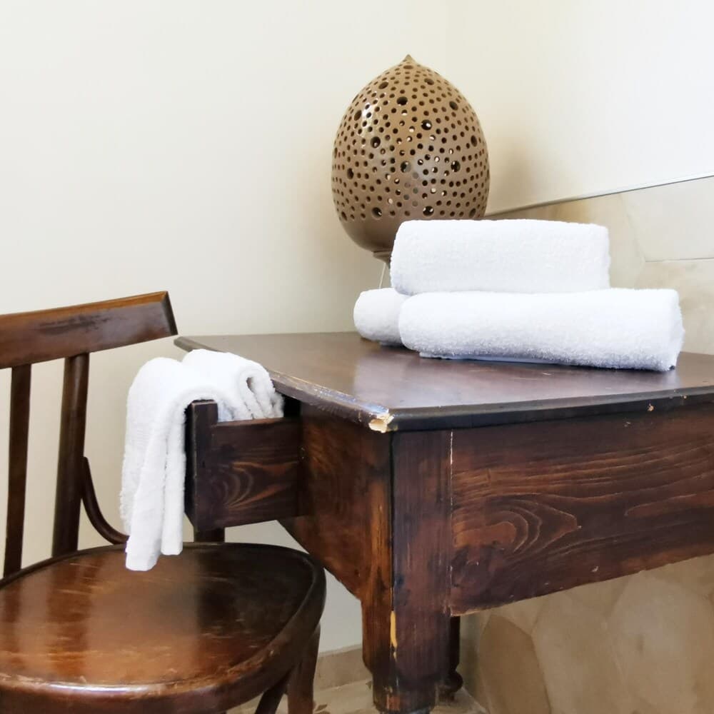 Antico Trullo Ristrutturato con Piscina e Giardino