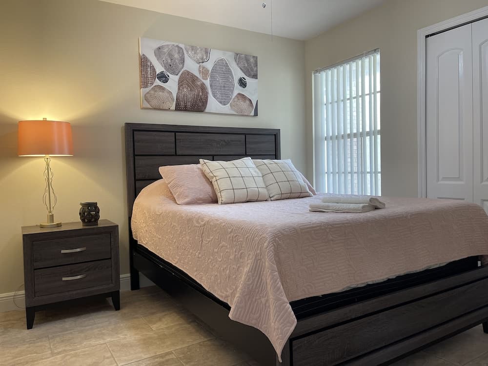 LOVELY LUXURY APARTMENT CLOSE DISNEY