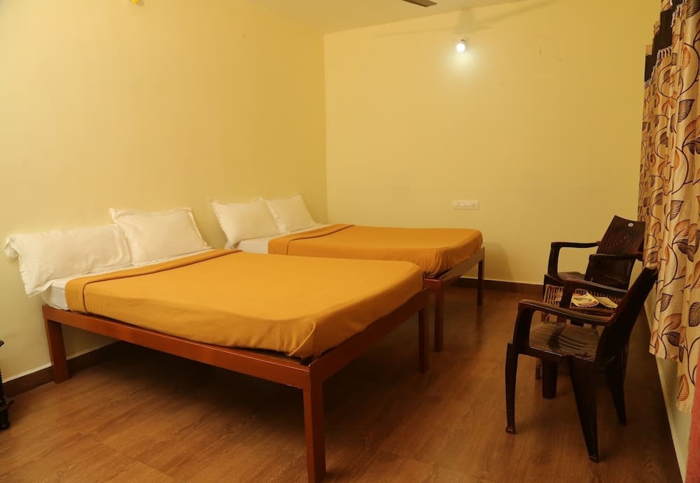 JUNGLE PARADISE FARM AND GUEST HOUSE