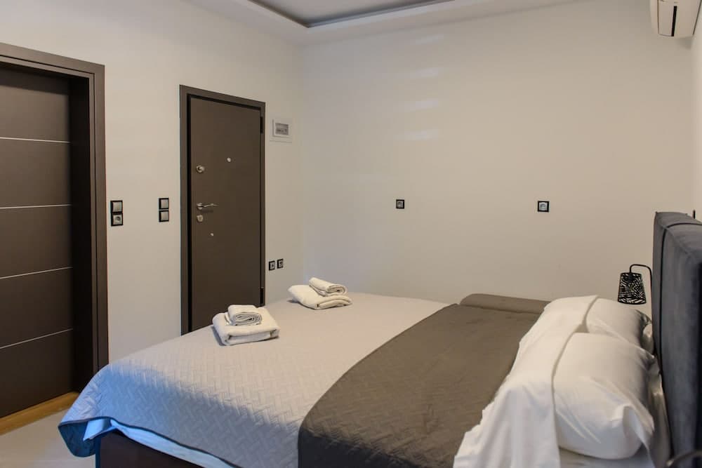 Casa d Irene near airport beach