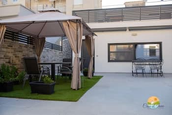 Casa d Irene near airport beach