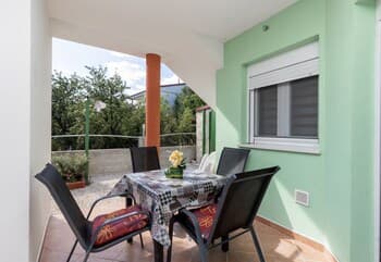 Seaside Apartment Paklenica 2