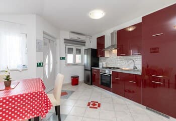 Seaside Apartment Paklenica 3