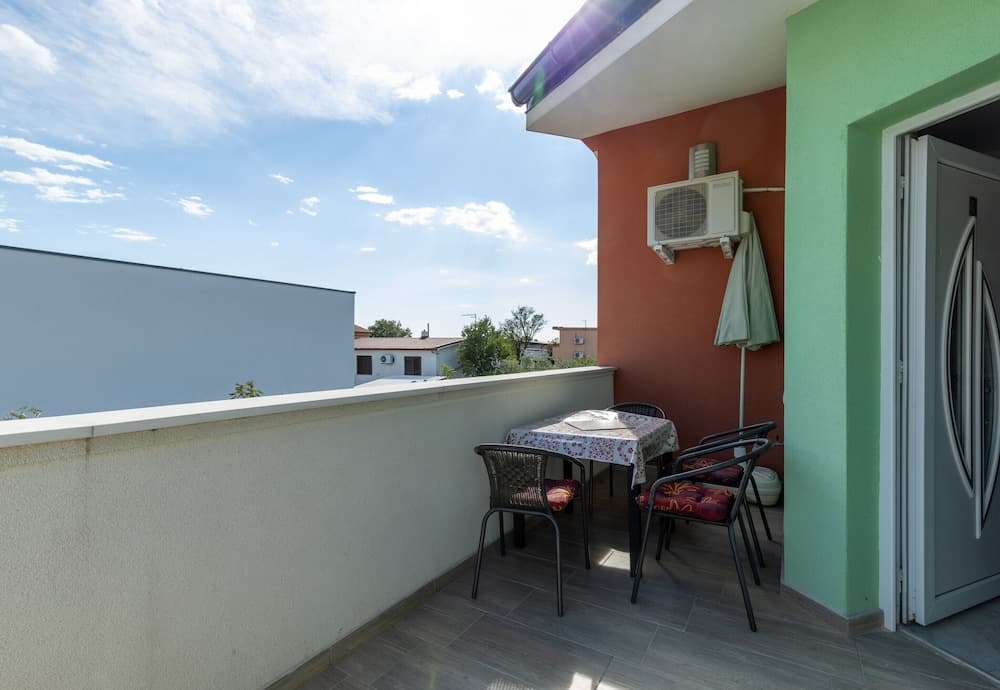 Seaview Apartment Paklenica 4