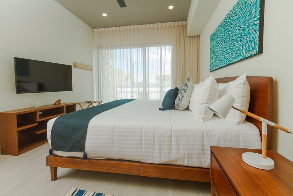 The Boat A403 By Lockey