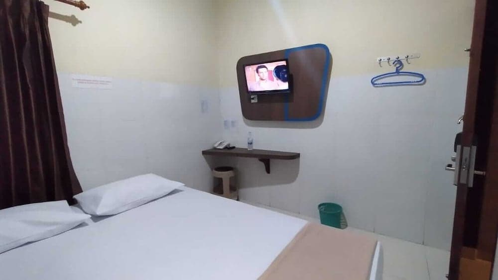 Golden Inn Ambon Redpartner