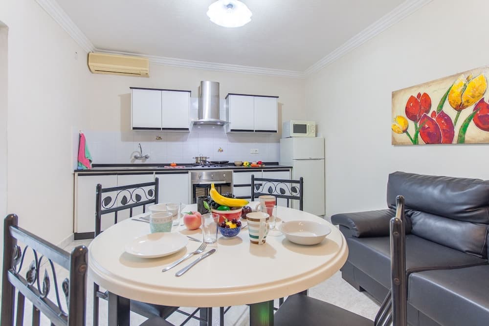 Merill Pool and Sea, charming Apart 4