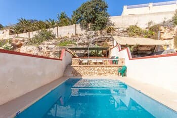 Merill Pool and Sea, charming Apart 2