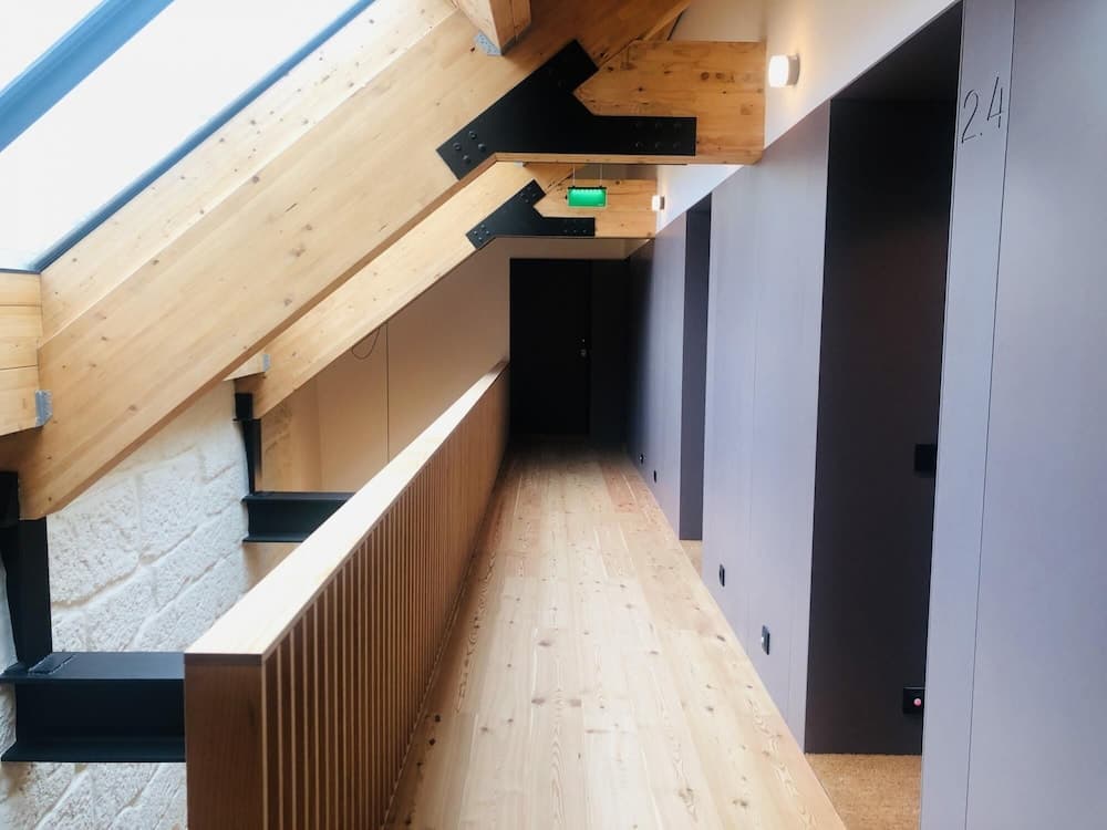 Elegant Downtown Apartment by Vacationy