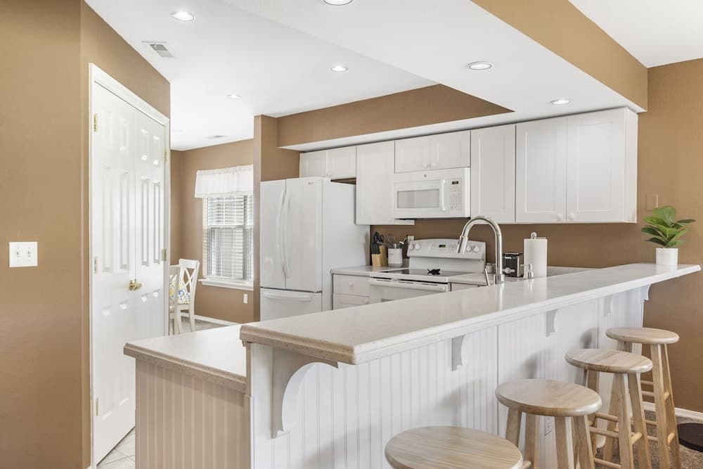 Lounging on the Links