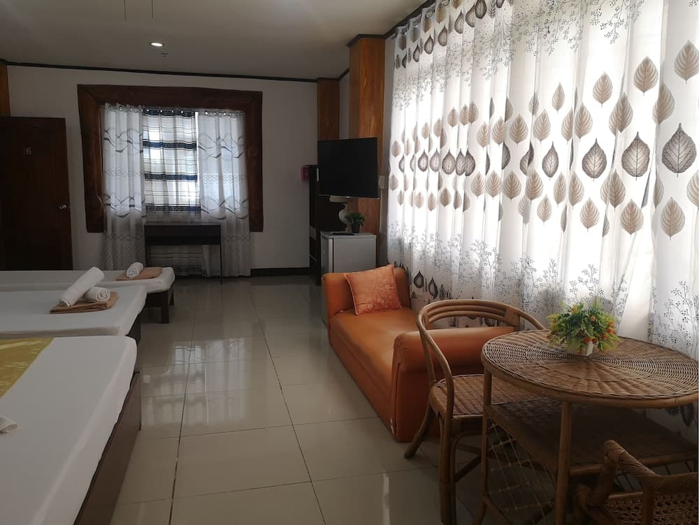 OYO 880 Flores De Musa Inn