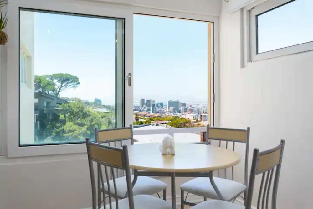 Newly Renovated Studio Apartment in Cape Town