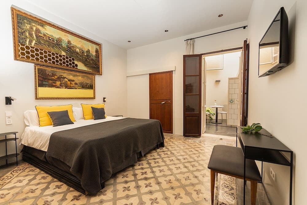 Unic - Turisme d'interior