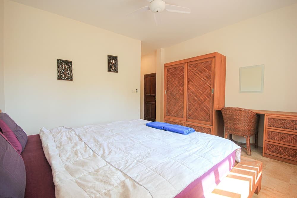 5 BR Pool Villa Close to Beach  CV5