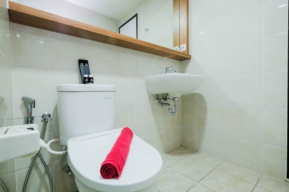 Scenic 1Br Apartment At Mustika Golf Residence