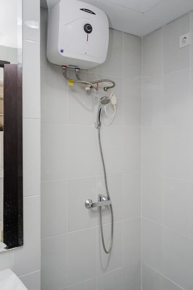 Cozy Living And Simply Studio Room At Casa De Parco Apartment