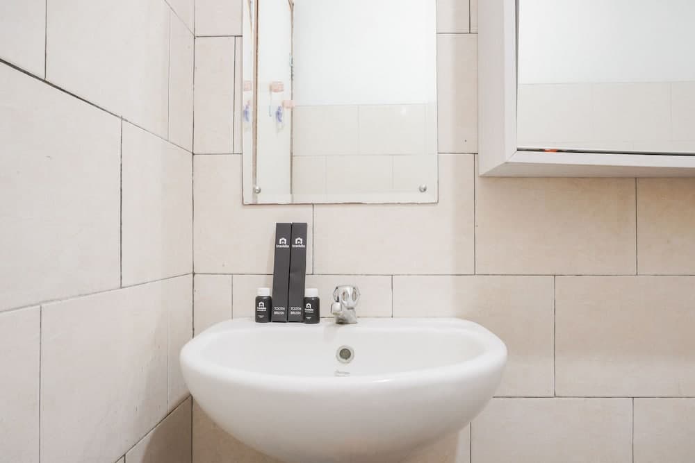 Comfort Living Studio At Margonda Residence 1 Apartment