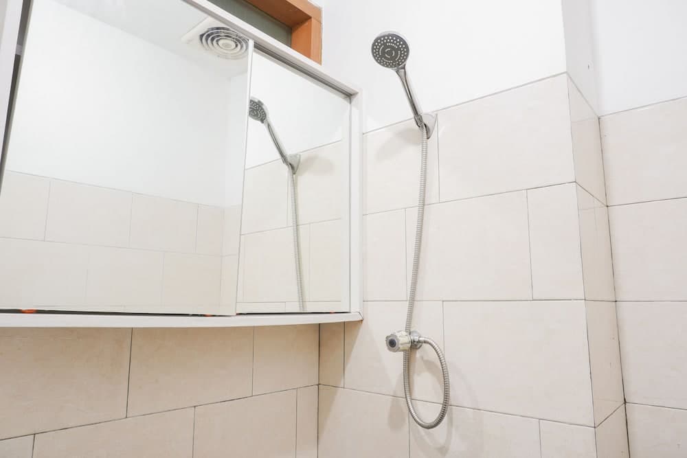 Comfort Living Studio At Margonda Residence 1 Apartment