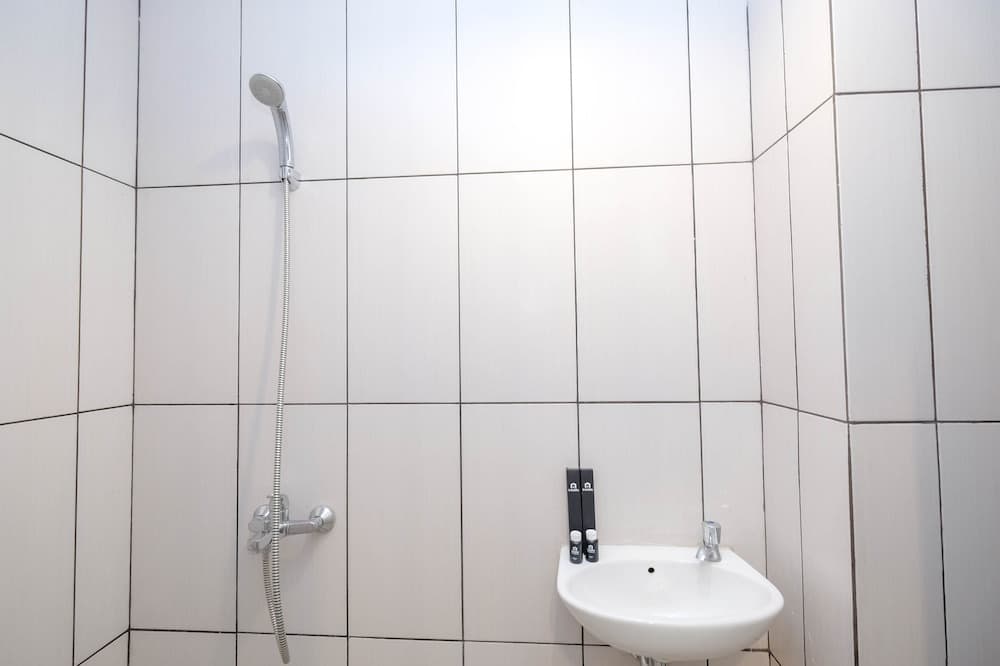 Comfort Living Studio At Grand Kamala Lagoon Apartment