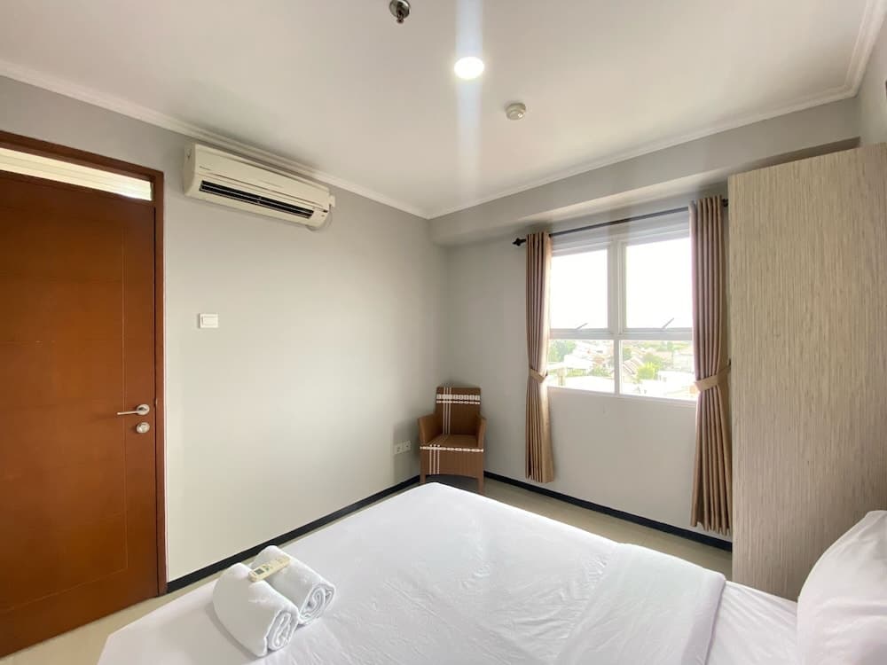 Artsy Hype Beast 2Br Gateway Pasteur Apartment Bandung