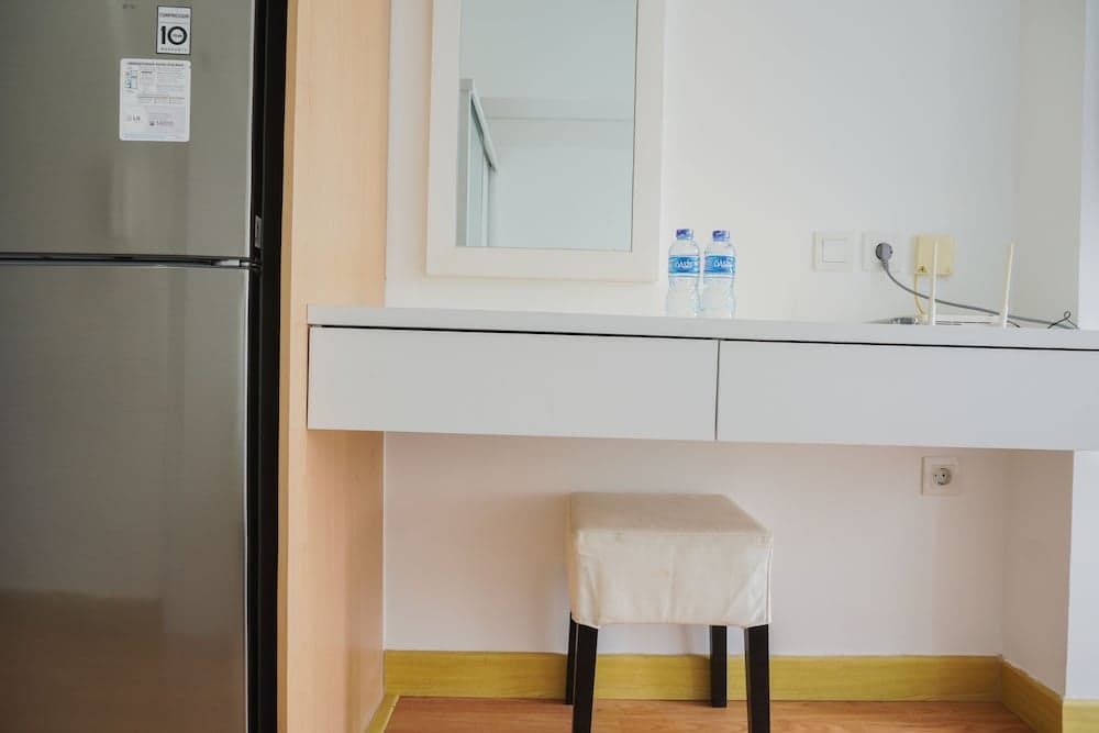 Nice And Cozy Studio Room At Casa De Parco Apartment