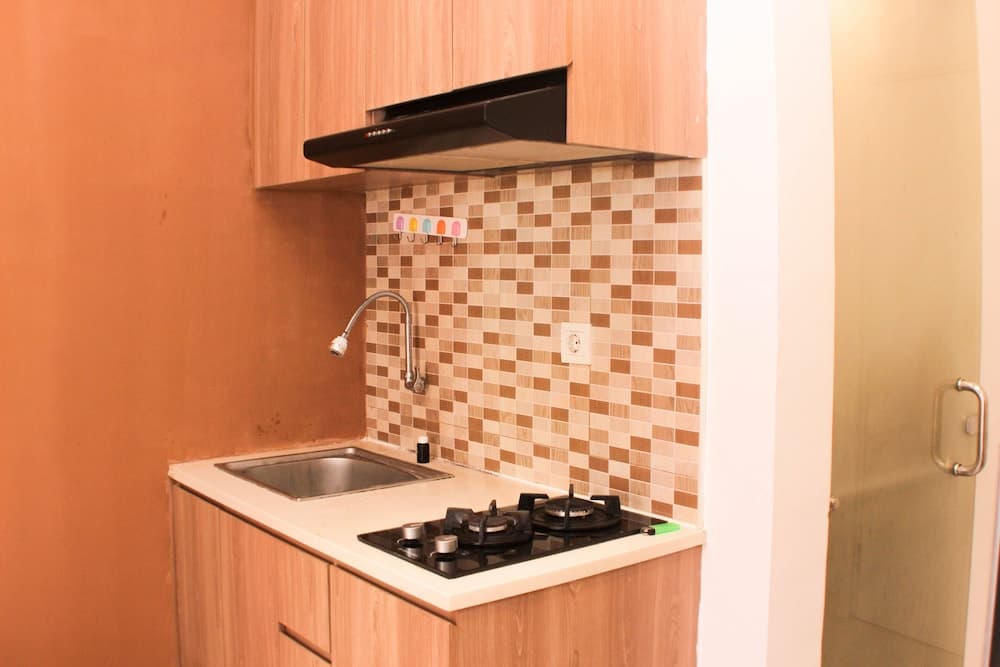 Comfort 2Br At Green Pramuka Apartment