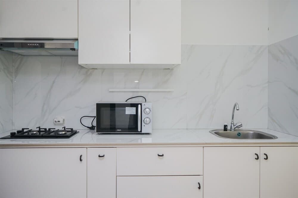 Fancy And Nice Studio Room At Casa De Parco Apartment