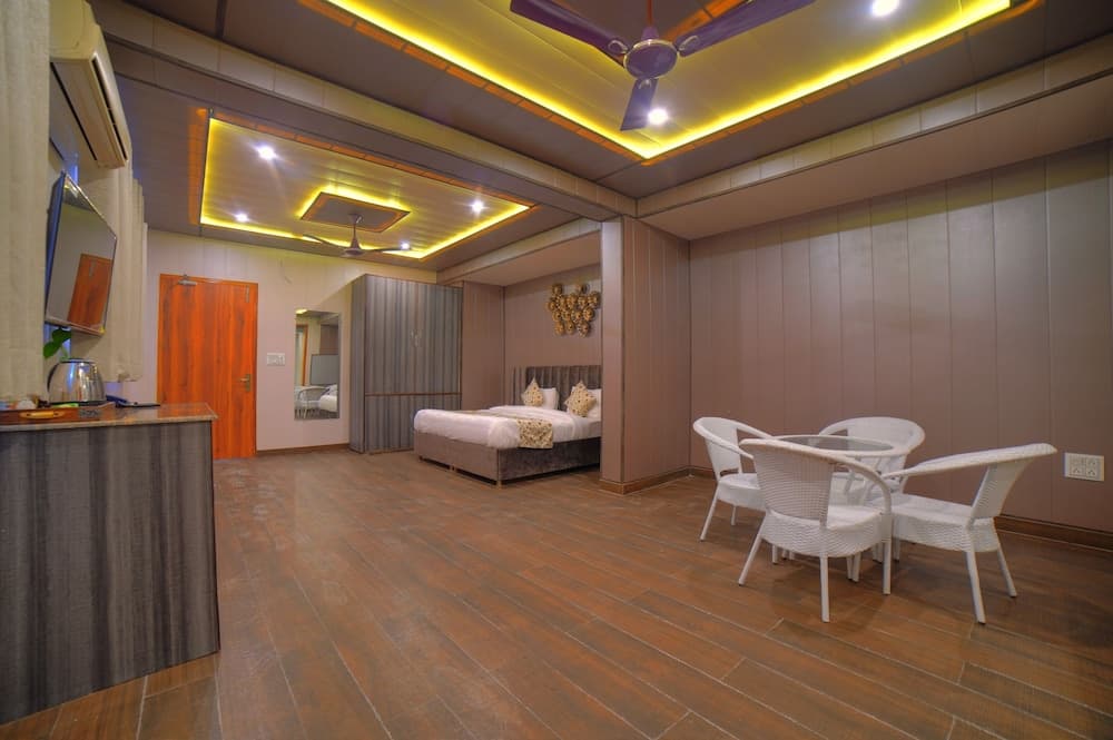 Yogved Hospitality And Resort